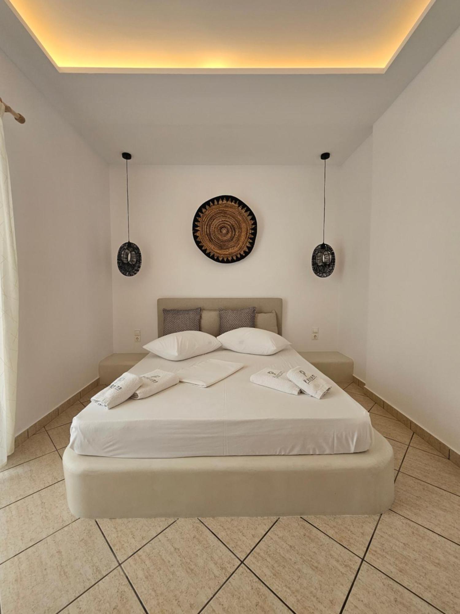 Panorama Elafonisos Hotel Екстериор снимка