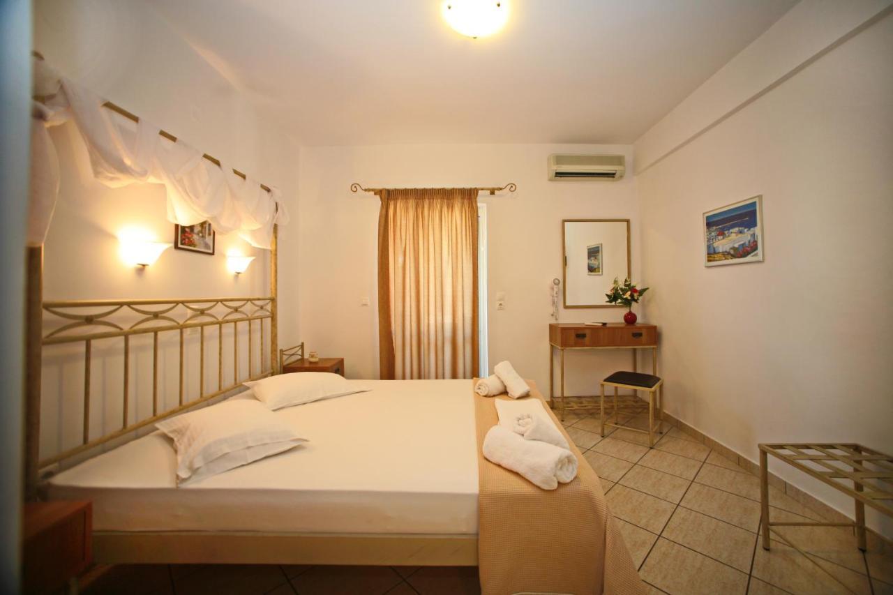 Panorama Elafonisos Hotel Екстериор снимка