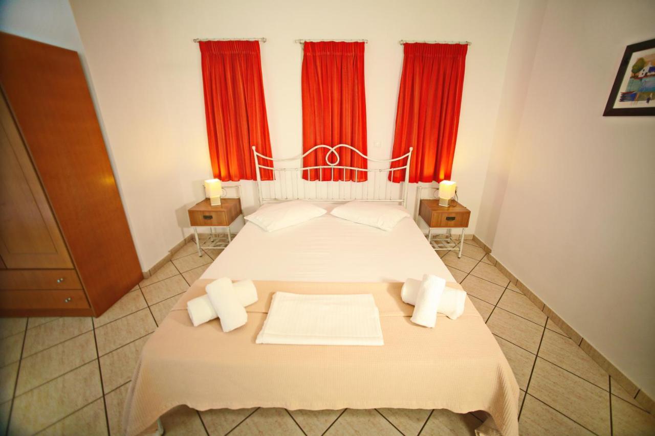 Panorama Elafonisos Hotel Екстериор снимка