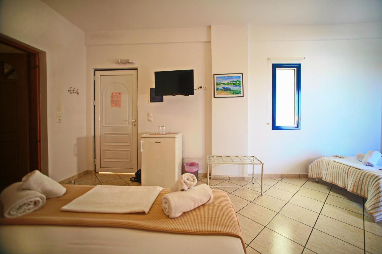 Panorama Elafonisos Hotel Екстериор снимка
